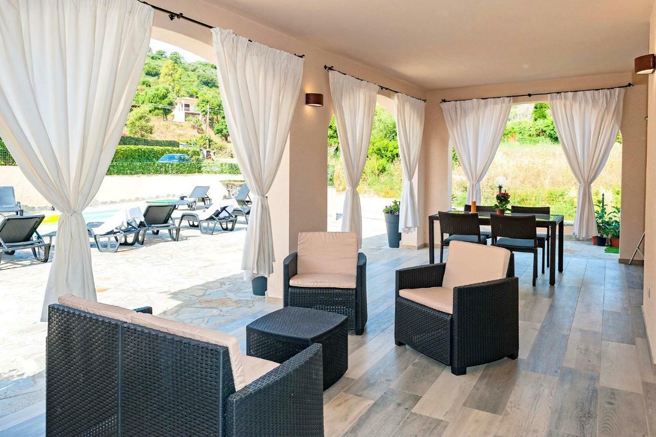 Molarotto Camere Con Angolo Cottura ซาน เตโอโดโร ภายนอก รูปภาพ