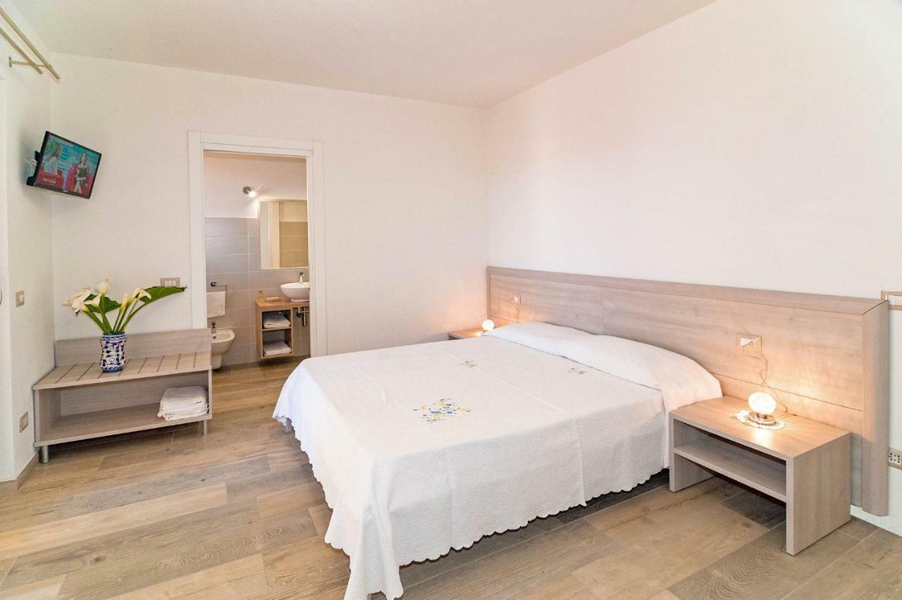 Molarotto Camere Con Angolo Cottura ซาน เตโอโดโร ภายนอก รูปภาพ