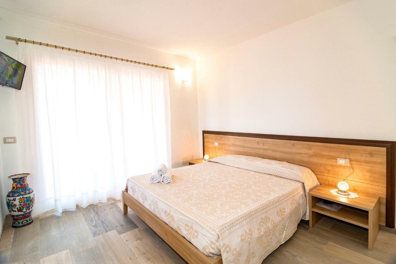 Molarotto Camere Con Angolo Cottura ซาน เตโอโดโร ภายนอก รูปภาพ