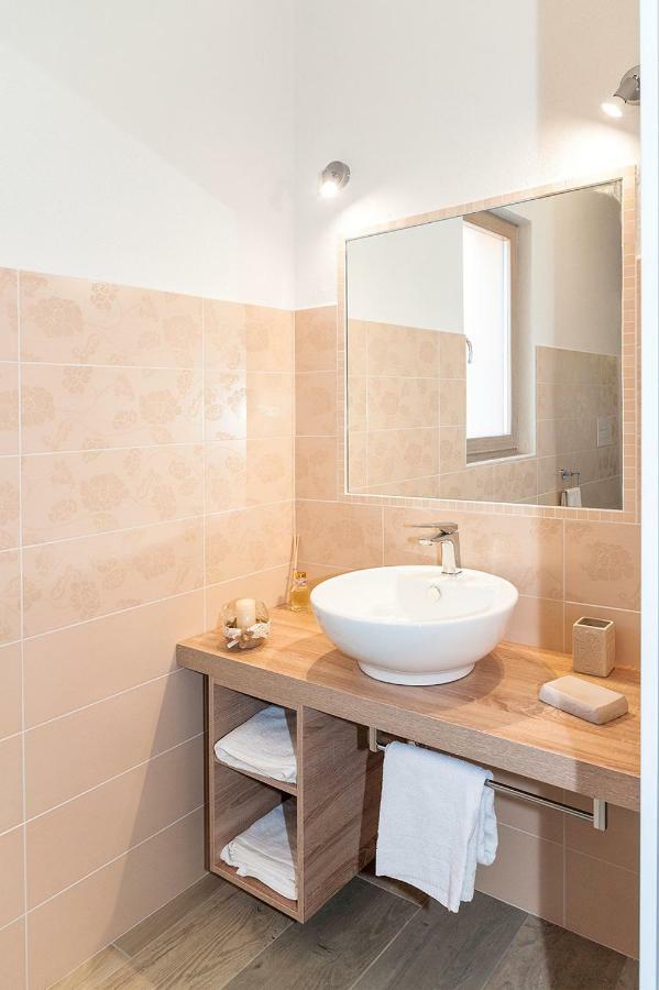 Molarotto Camere Con Angolo Cottura ซาน เตโอโดโร ภายนอก รูปภาพ